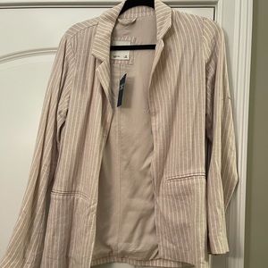 Abercrombie striped blazer nude and white